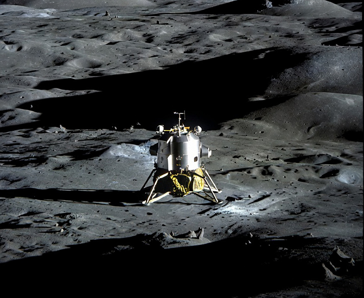 Двойной десант на Луну: &laquo;Роскосмос&raquo; отправит миссию &laquo;Луна-27&raquo; сразу на два полюса